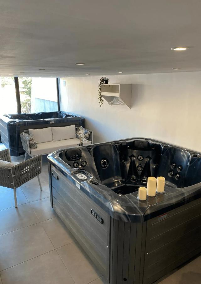 Showroom de spas à Cannes